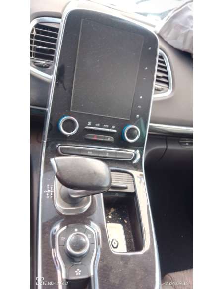 renault espace v del año 2017