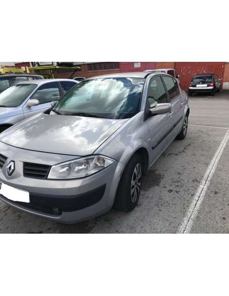 renault megane ii classic berlina del año 2003