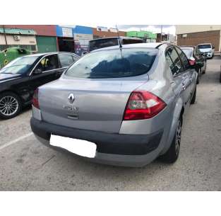 renault megane ii classic berlina del año 2003 2