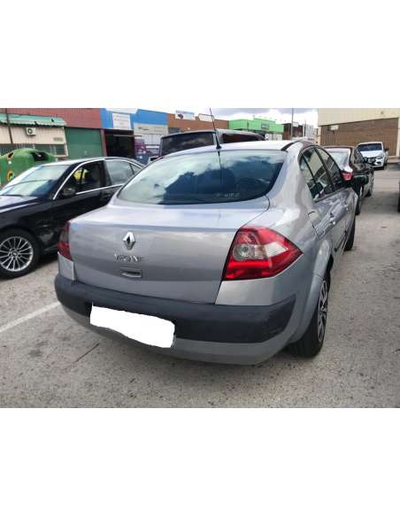 renault megane ii classic berlina del año 2003