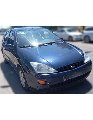 ford focus berlina (cak) del año 2000