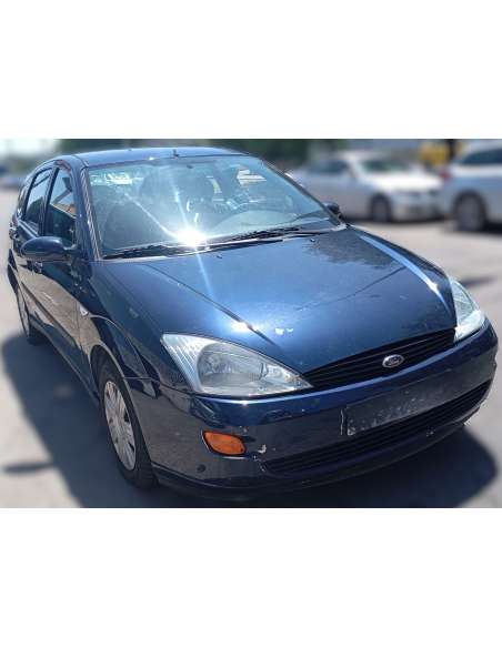 ford focus berlina (cak) del año 2000