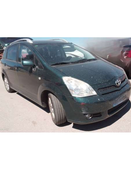 toyota corolla verso (r1) del año 2004