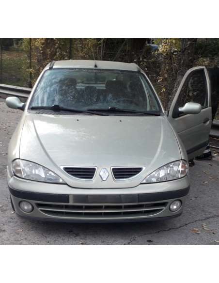 renault megane i fase 2 berlina (ba0) del año 2000
