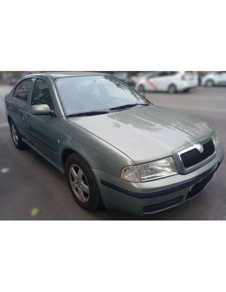 skoda octavia berlina (1u2) del año 2003