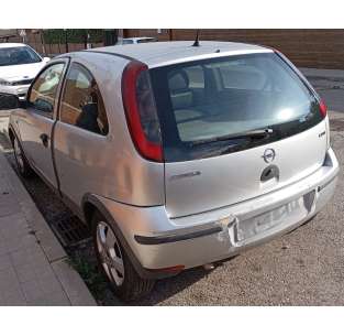 opel corsa c del año 2003 2