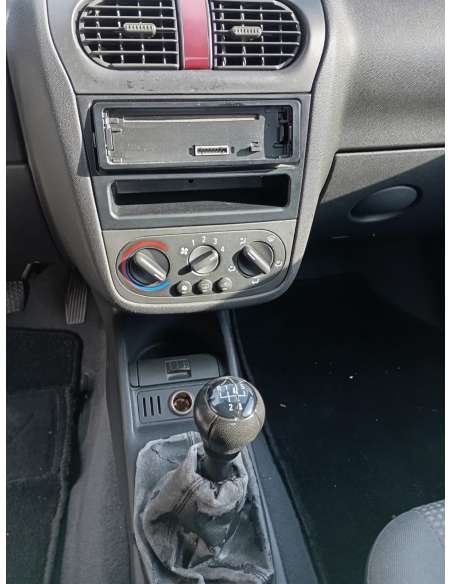 opel corsa c del año 2003