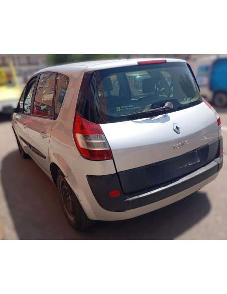 renault scenic ii del año 2005