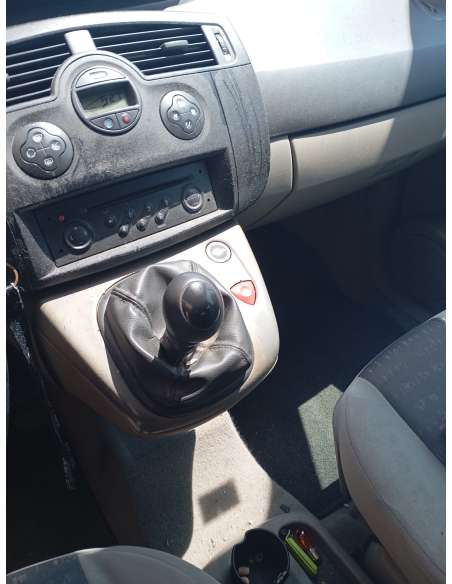 renault scenic ii del año 2005