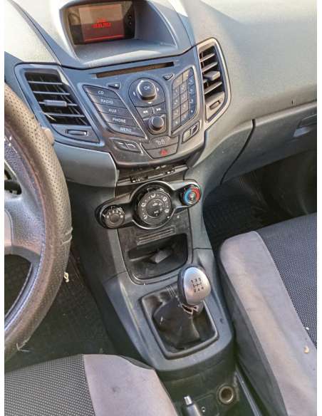 ford fiesta (cb1) del año 2010