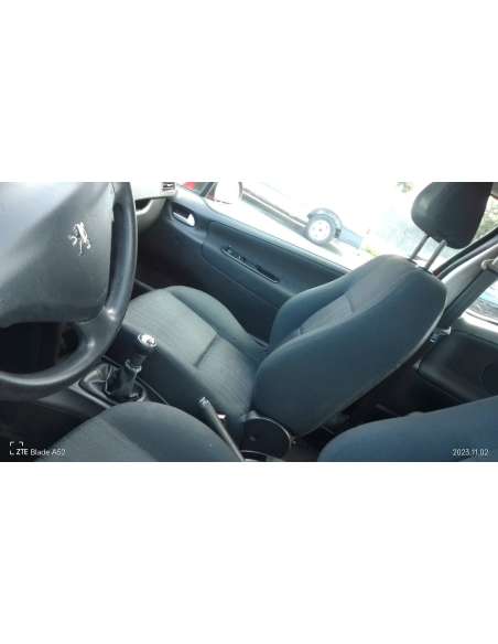 peugeot 207 del año 2007