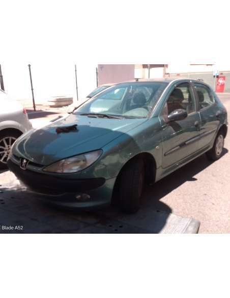 peugeot 206 berlina del año 1999