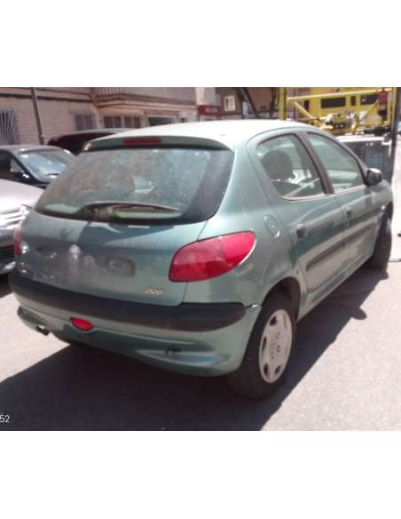 peugeot 206 berlina del año 1999