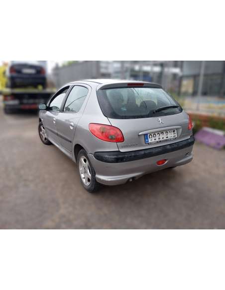 peugeot 206 berlina del año 2005