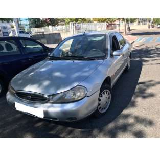 ford mondeo berlina (gd) del año 1988