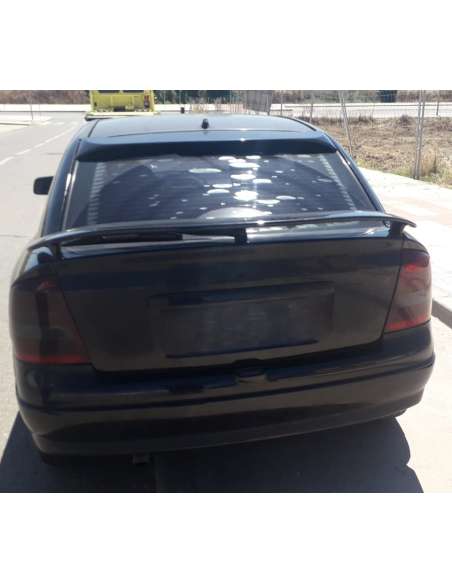 opel astra g berlina del año 2003