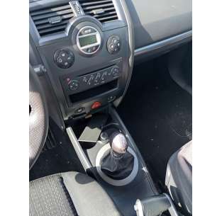 renault megane ii berlina 3p del año 2007 2