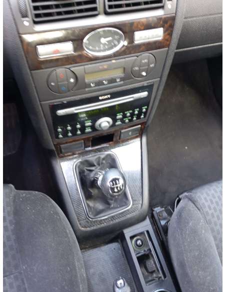 ford mondeo berlina (ge) del año 2005