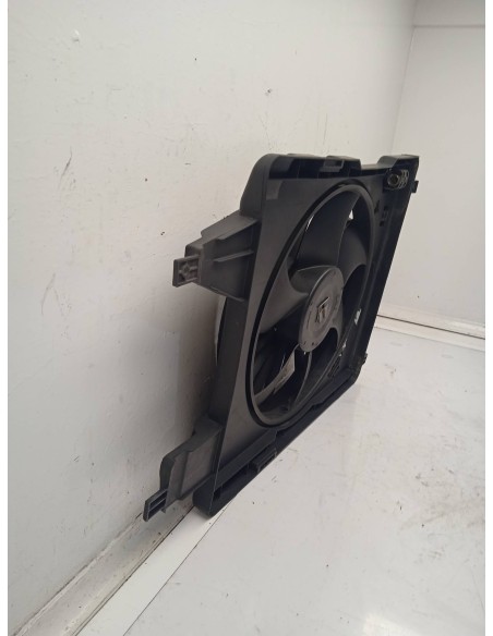 Recambio de electroventilador para renault grand scenic referencia OEM IAM 7701054967  