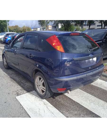 ford focus berlina (cak) del año 2003