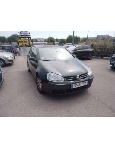 volkswagen golf v berlina (1k1) del año 2007