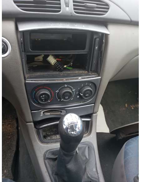 renault laguna ii (bg0) del año 2002