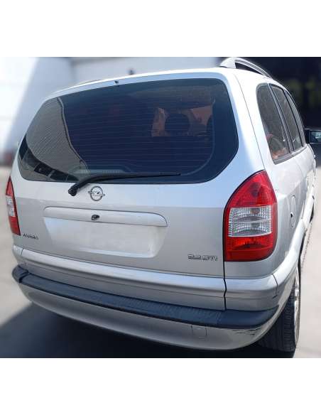 opel zafira a del año 2005