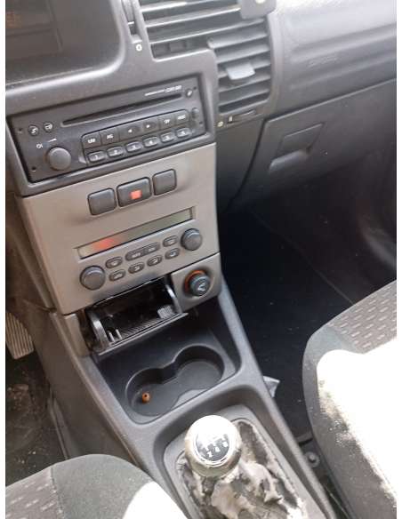 opel zafira a del año 2005
