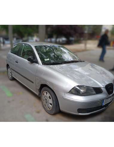 seat ibiza (6l1) del año 2003