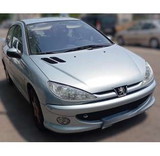 peugeot 206 berlina del año 2005