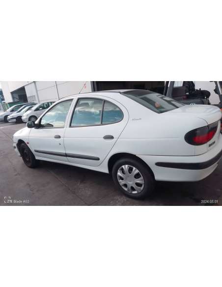 renault megane i classic (la0) del año 1997