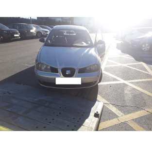 seat ibiza (6l1) del año 2002