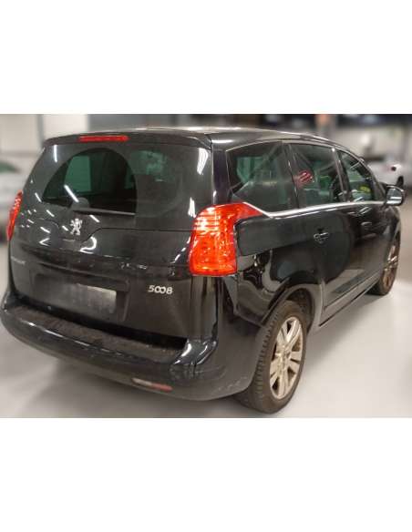 peugeot 5008 del año 2010