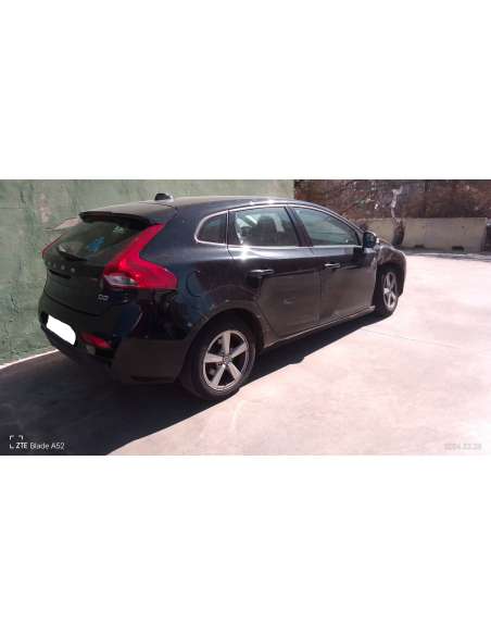 volvo v40 del año 2014
