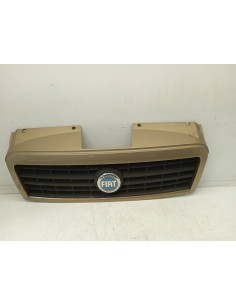 Recambio de rejilla delantera para fiat doblo (119) 1.3 jtd cat referencia OEM IAM 735395576  