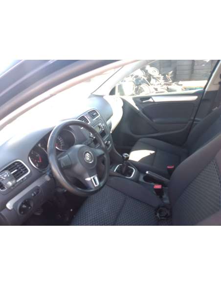 volkswagen golf vi (5k1) del año 2010