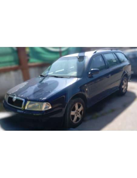 skoda octavia combi (1u5) del año 2002