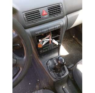 skoda octavia combi (1u5) del año 2002 2