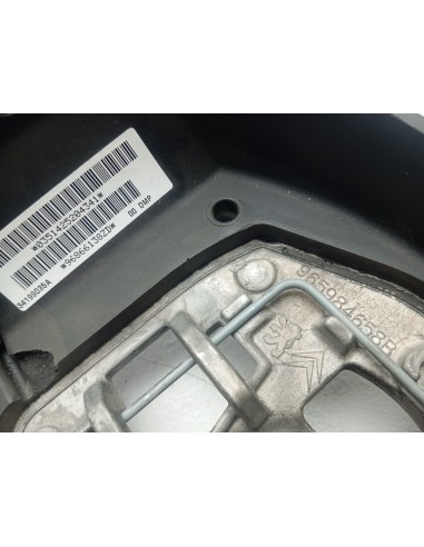 Recambio de volante para peugeot 3008 referencia OEM IAM 96866138ZD  