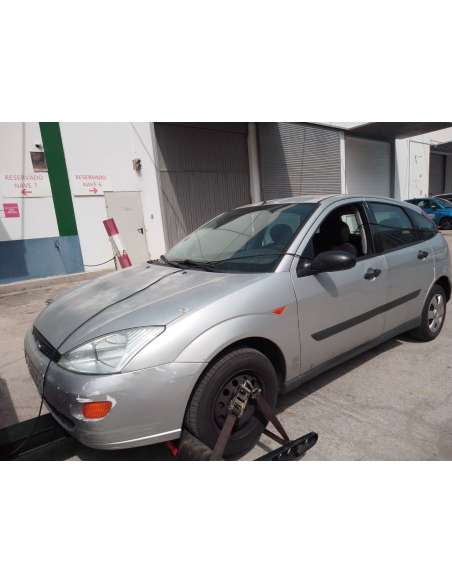 ford focus berlina (cak) del año 1999