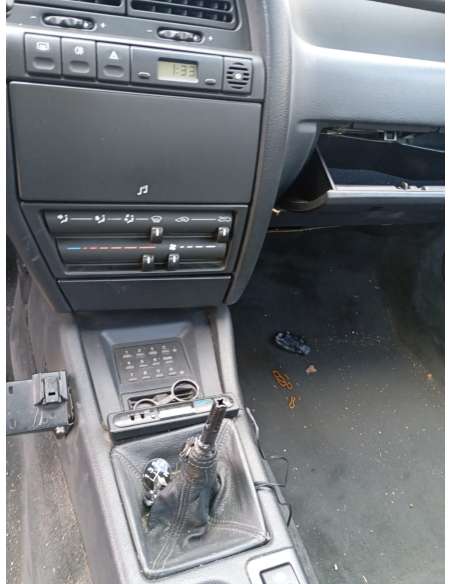 citroën xantia berlina del año 1993