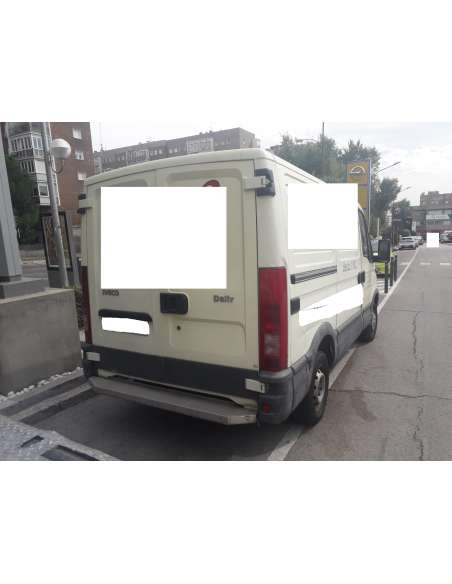 iveco daily caja cerrada (1999 =>) del año 2001