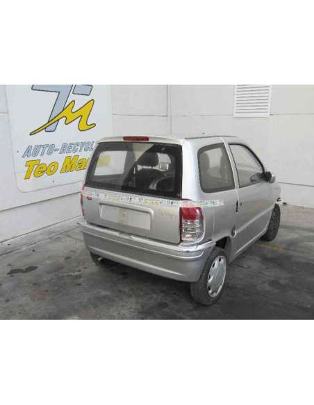 » otros... microcar del año 2001