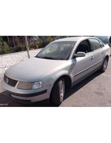 volkswagen passat berlina (3b2) del año 1999