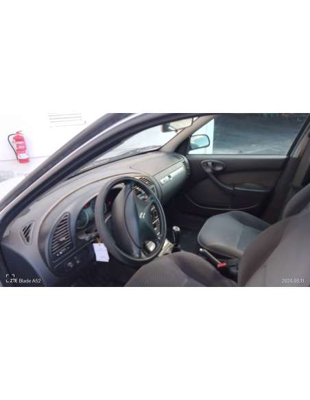 citroën xsara berlina del año 2003