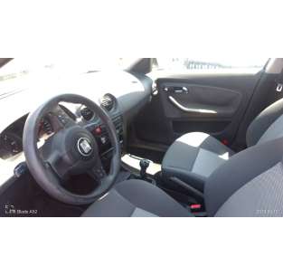 seat ibiza (6l1) del año 2004 2