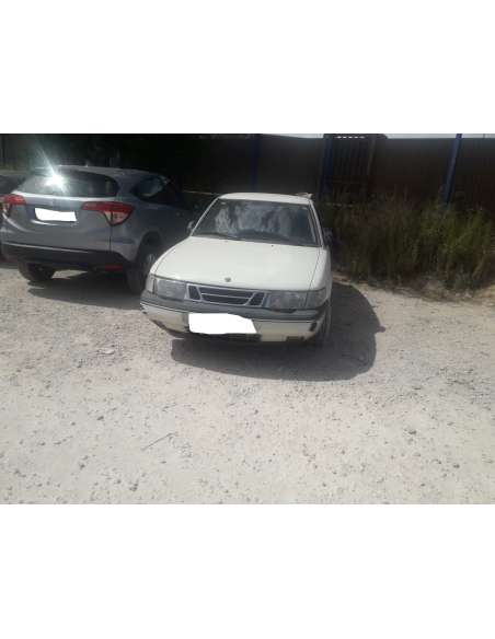 saab 900 berlina del año 1997