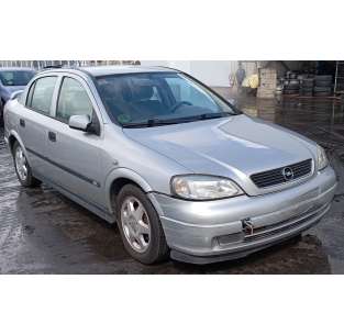 opel astra g berlina del año 2001