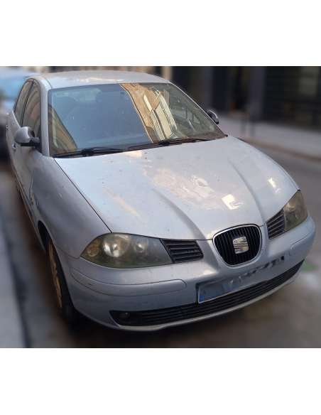 seat ibiza (6l1) del año 2004