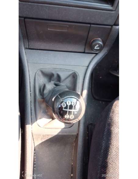 opel astra g berlina del año 2001